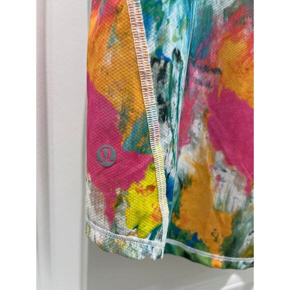 Lululemon High Neck Run and Train Tee in No Limits White Multi Sz 4 - Picture 7 of 8